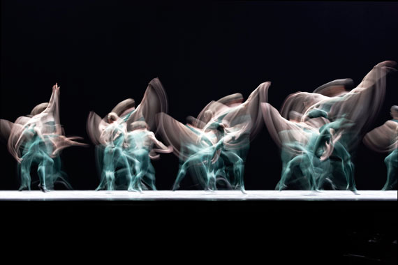 Ensemble in „Artifact Suite“ von William Forsythe.