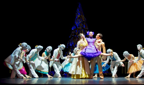 „Nussknacker“: Ballett des Staatstheater Nürnberg