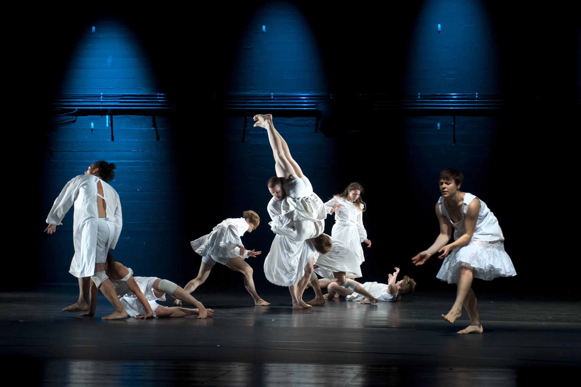 „El Baile de San Vito“ von Maura Morales