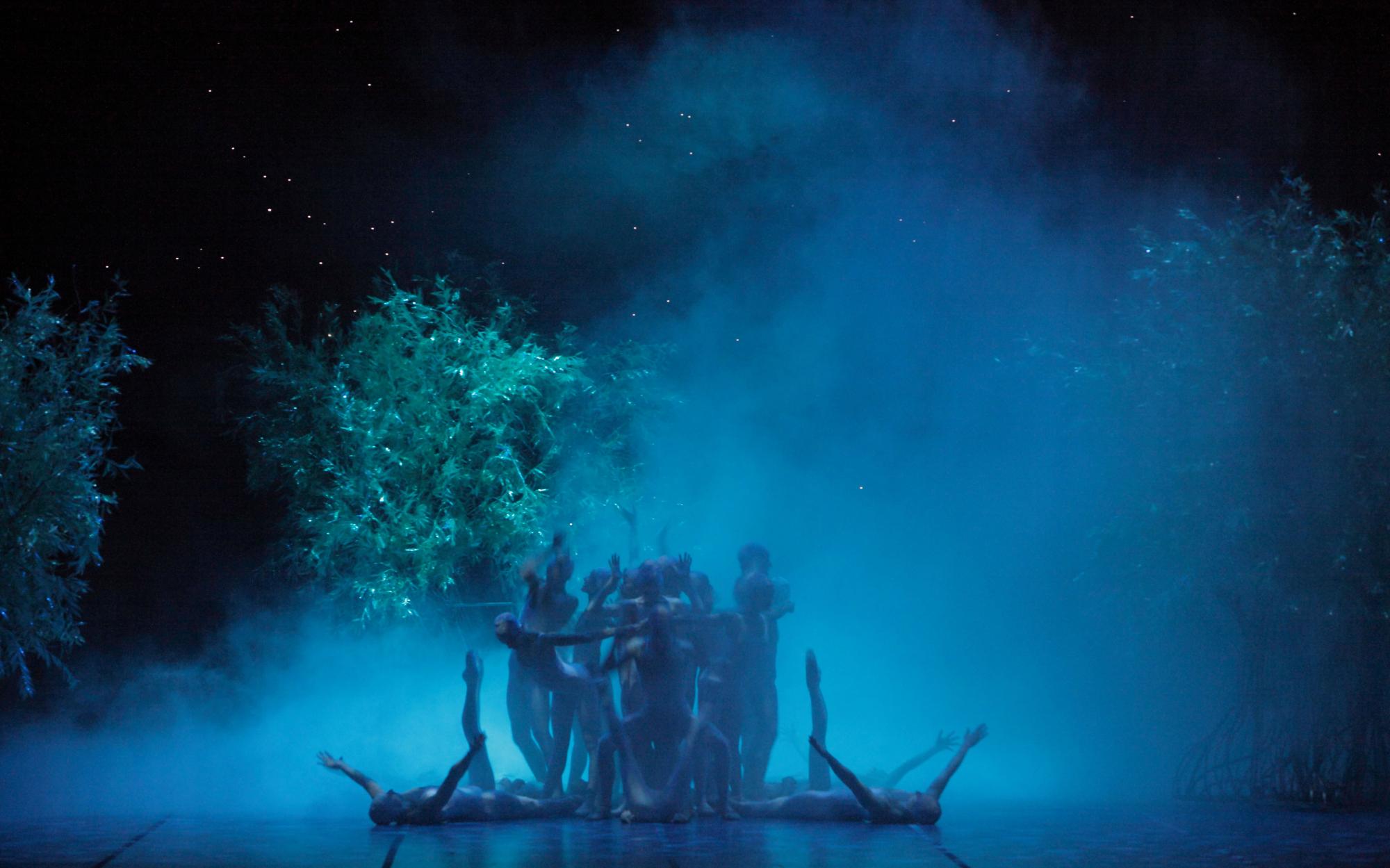 „Ein Sommernachtstraum“ von John Neumeier. Tanz: Ensemble