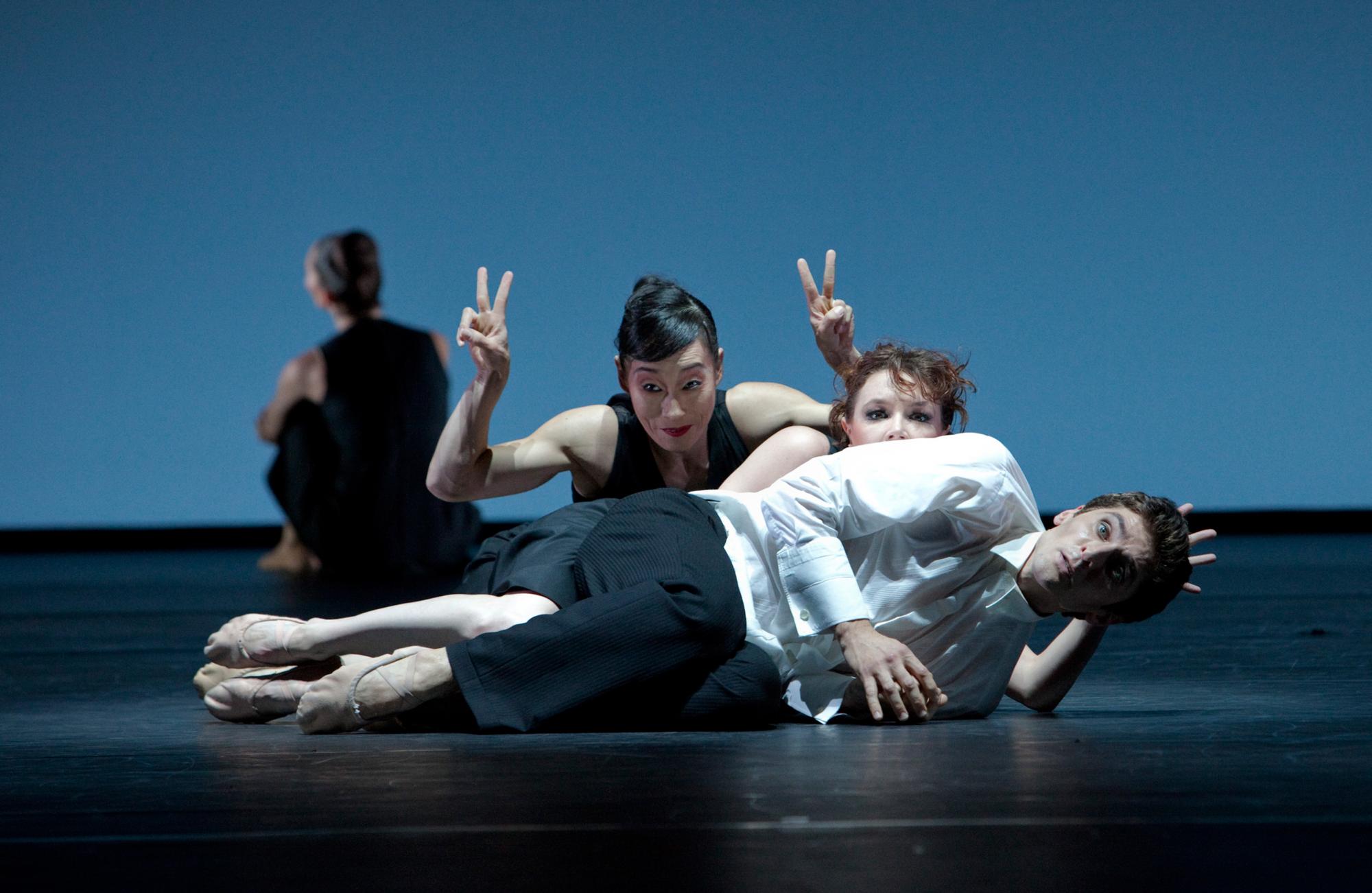 „7“ von Martin Schläpfer. Tanz: Yuko Kato, Camille Andriot, Andriy Boyetskyy, Julie Thirault