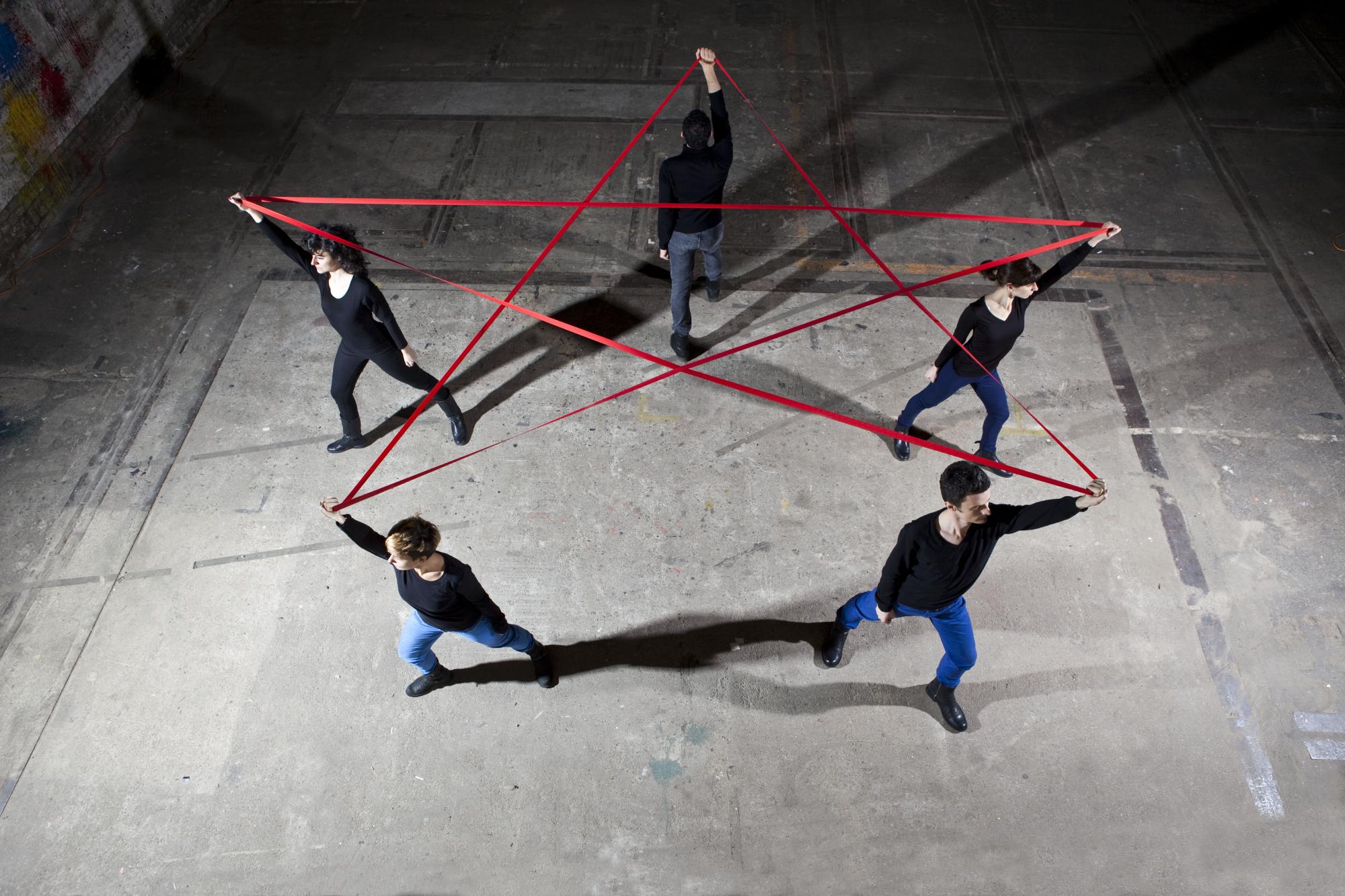 „Revolution won’t be performed“ von Sasa Asentic