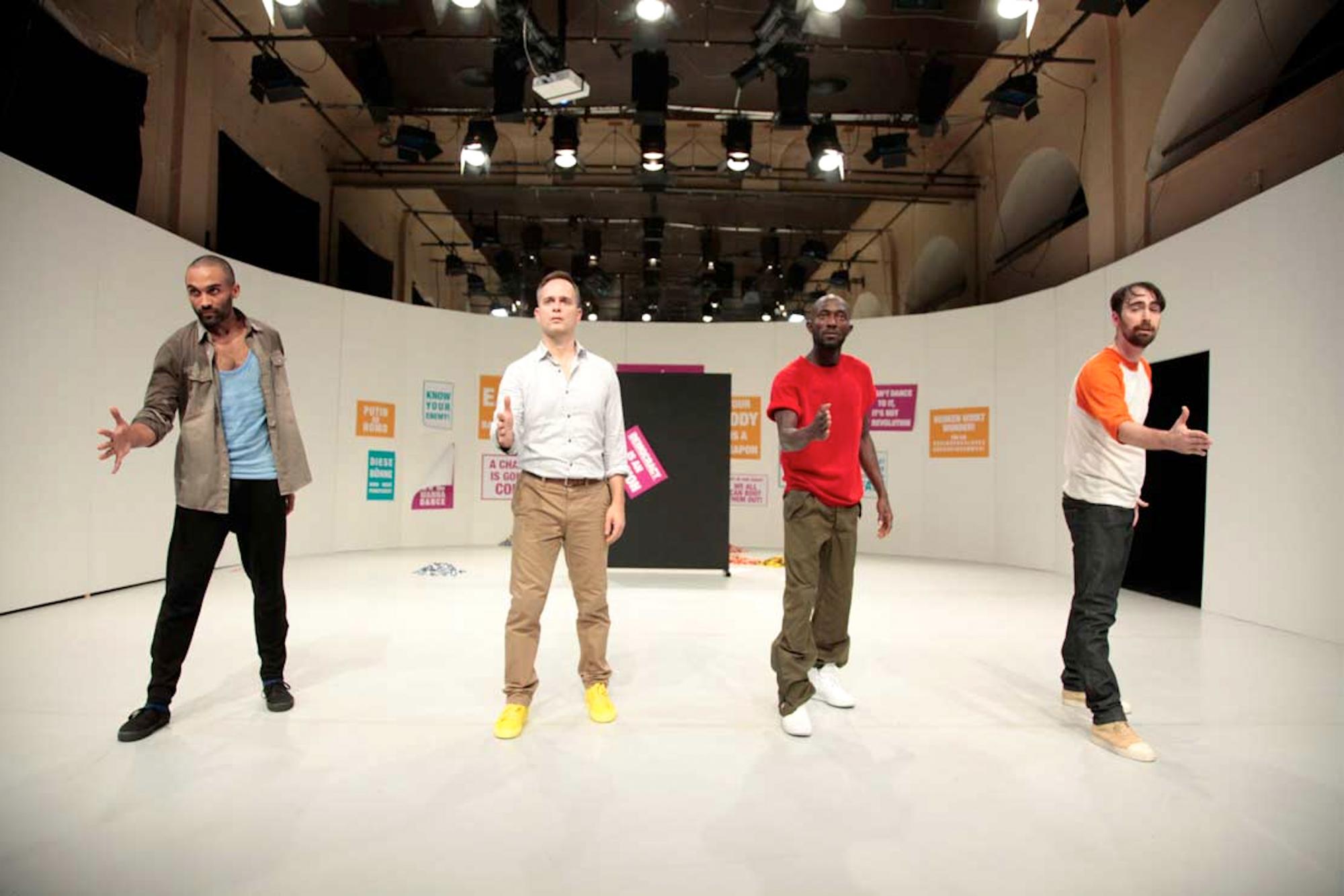 „Das Wahre Gesicht - Dance is Not Enough“ von Christoph Winkler