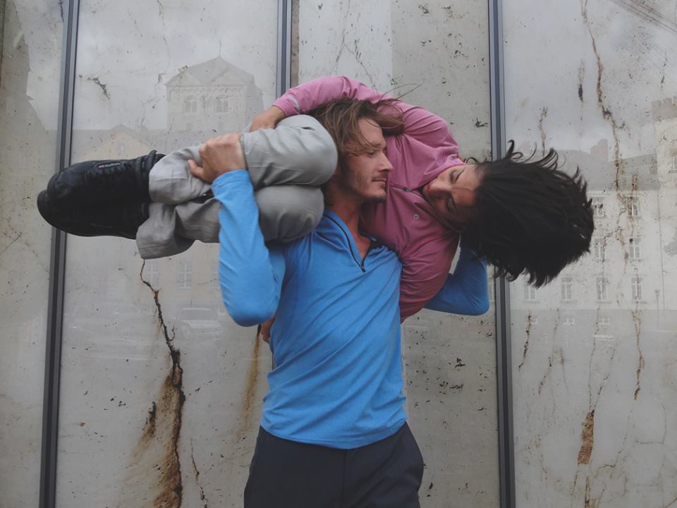 Study #3 „The Circle“ von Darwin Diaz