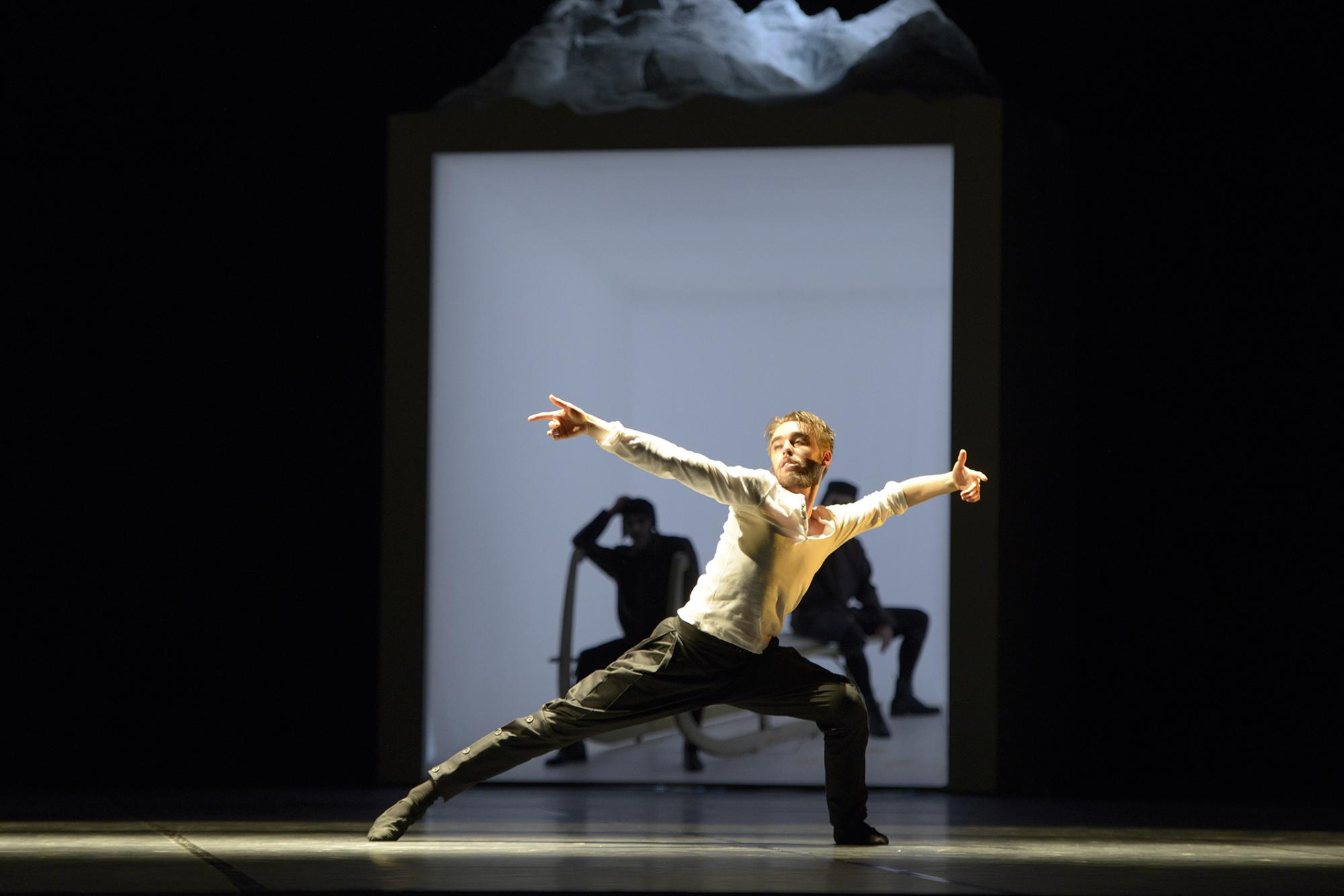 „Zauberberg“von Xin Peng Wang