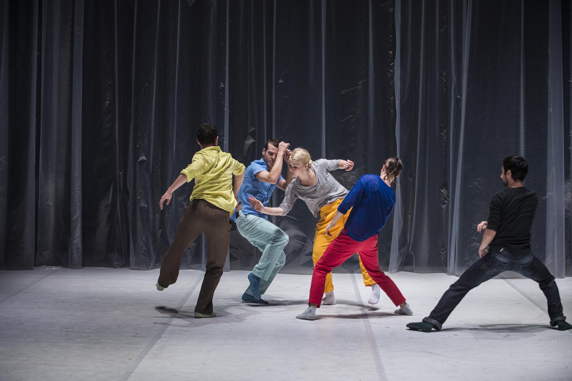 „Luxival“ zeigt im LOFFT Leipzig Tanz aus Luxemburg: „Rain“ von der Kompanie Bernard Baumgarten