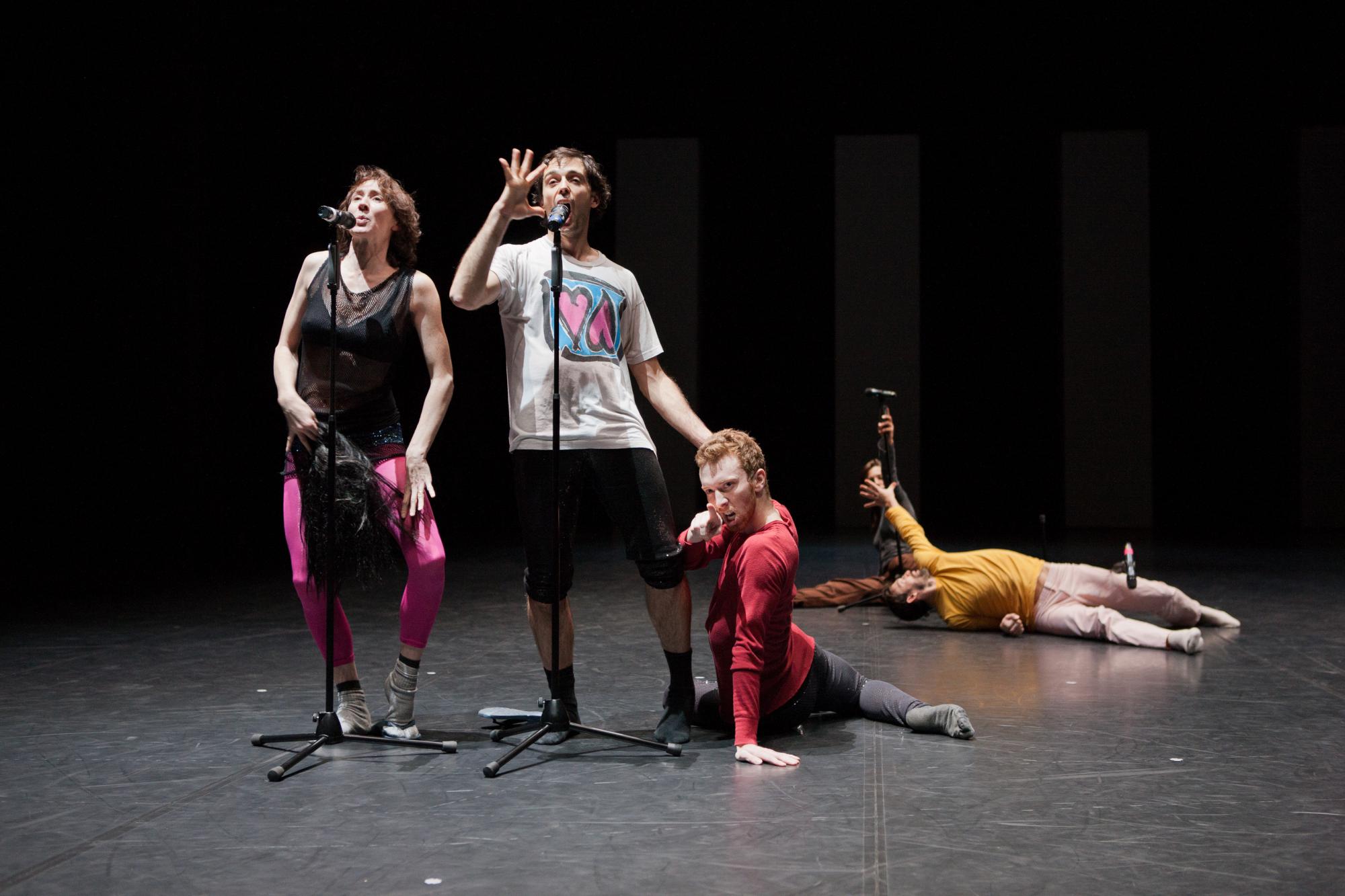 Mit „Yes we can't“ verabschiedet sich die Forsythe Company aus Dresden