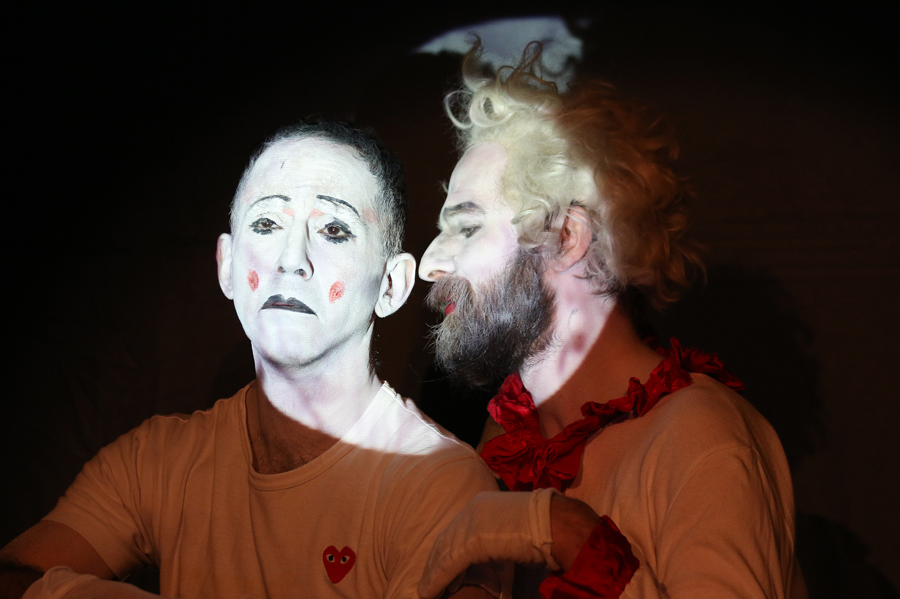 Antony Rizzi mit „Wisdom of no Escape“ in der Hebbelhalle Heidelberg