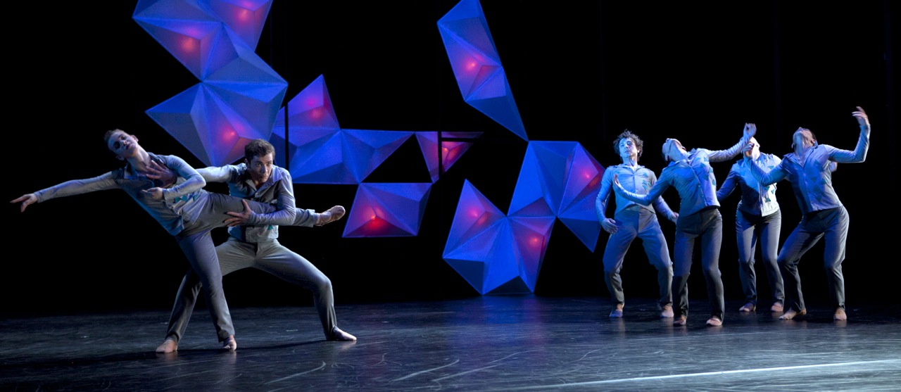 „Mosaik“ von Antoine Jully am Oldenburgischen Staatstheater