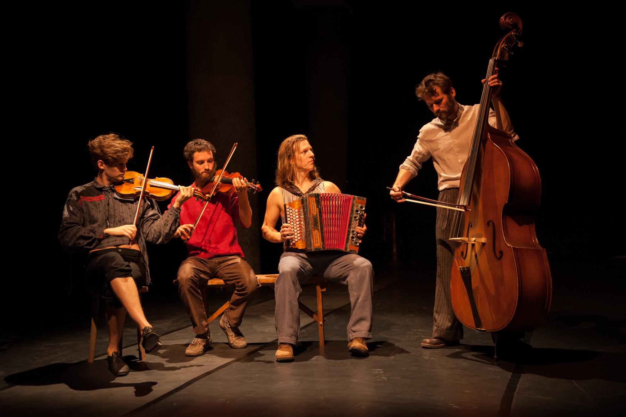 „Sons of Sissy“ von Simon Mayer