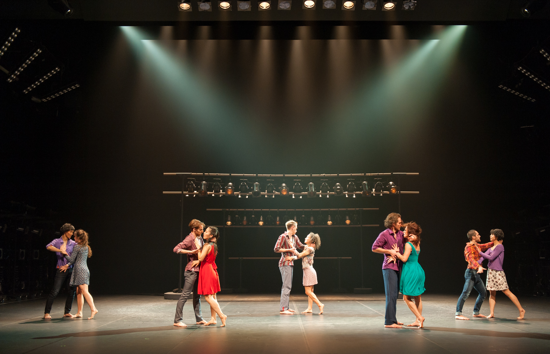 „Geschichten, die ich nie erzählte“ von Simone Sandroni