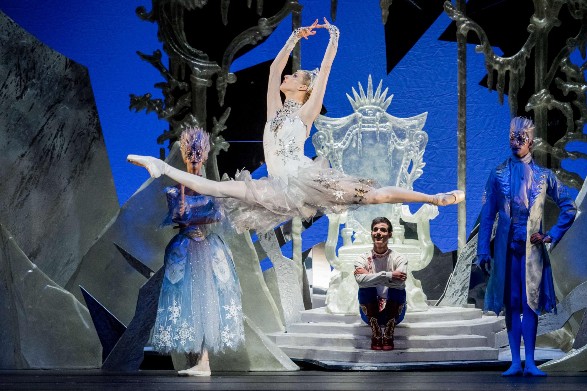 Olga Esina (Schneekönigin)