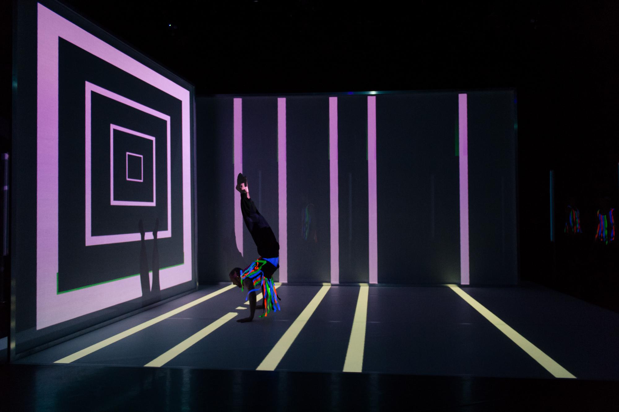 „Gravitas“ von Tarek Assam