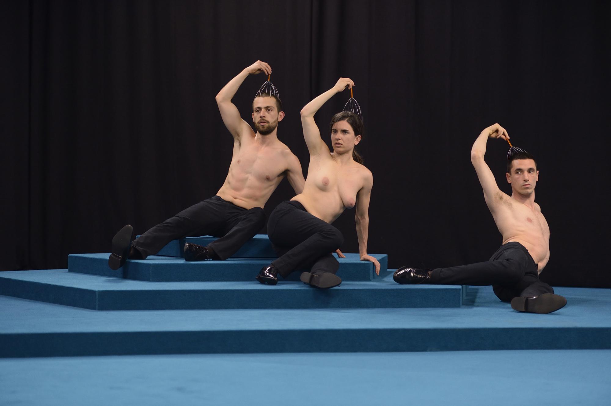 „(b)reaching stillness“ von Lea Moro