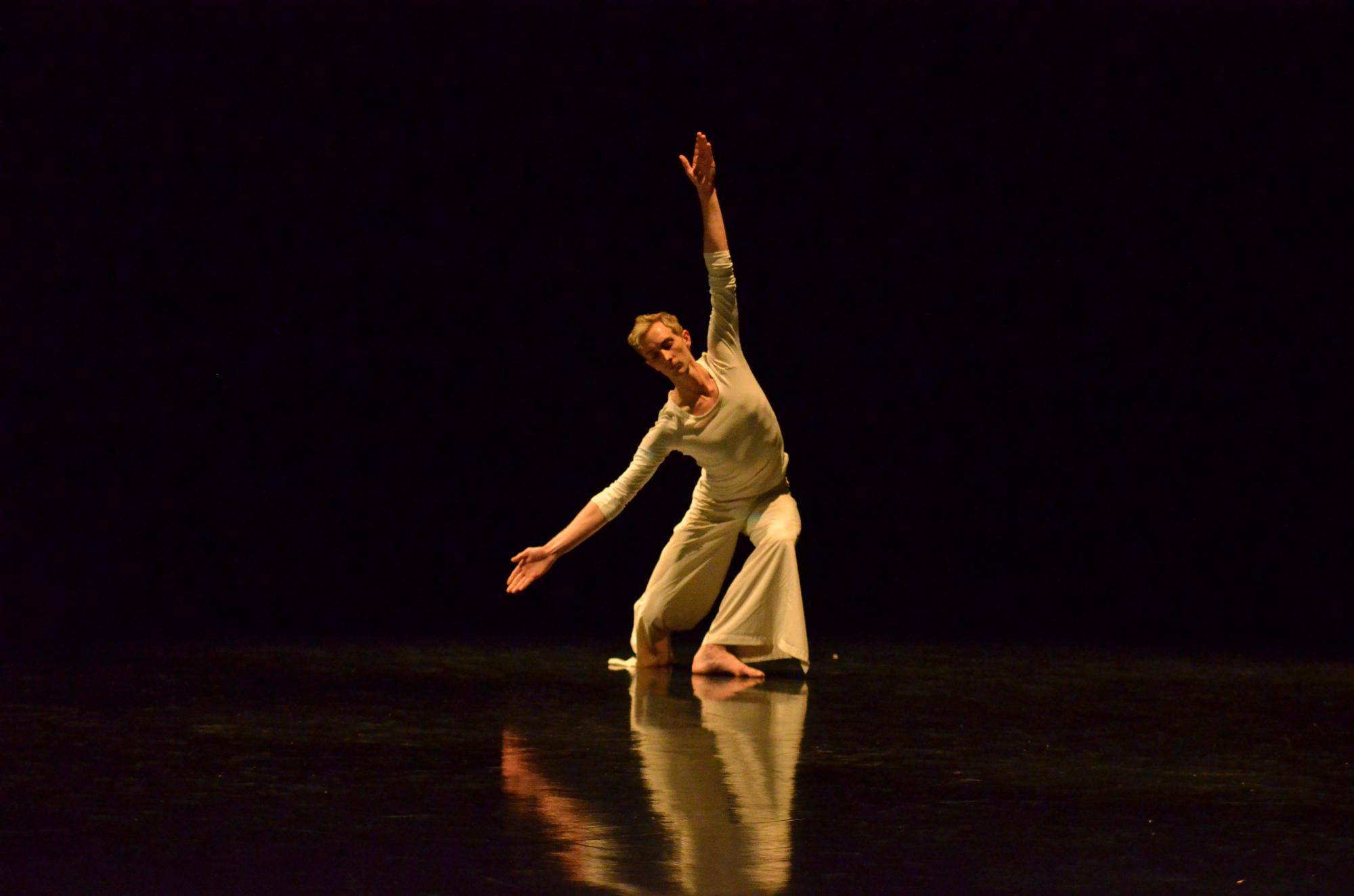 „Das wohltemperierte Klavier“ von Marianne Vogelsang. Tanz: Nils Freyer