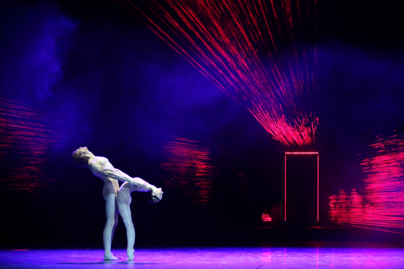 „Faust II - Erlösung“ von Xin Peng Wang. Tanz: Lucia Lacarra und Marlon Dino