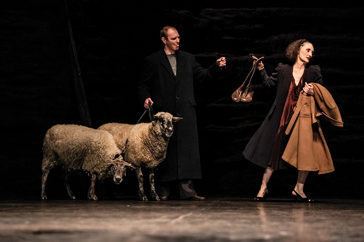 „Viktor“ von Pina Bausch.