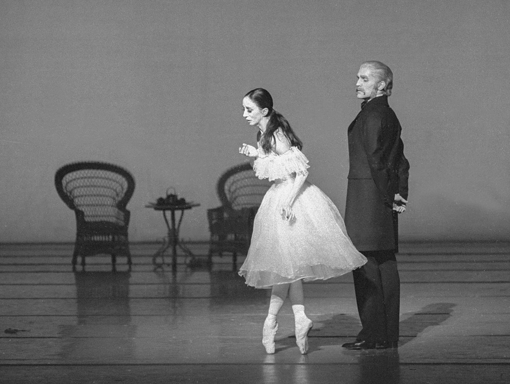 Marcia Haydée mit Reid Anderson in John Neumeiers „Kameliendame&quot;