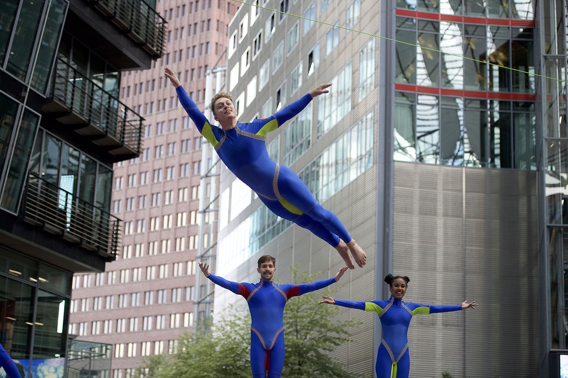 „SEA (Singular Extreme Actions)“ von Elizabeth Streb