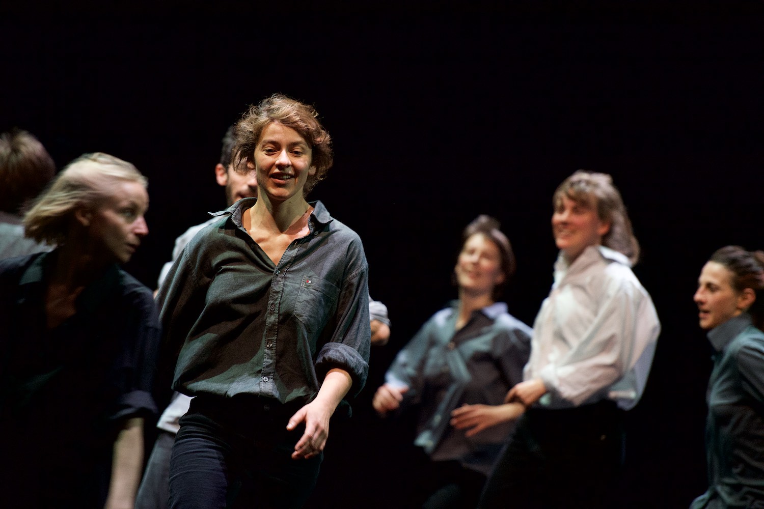 „Reflection“ von Isabelle Schad. Tanz: Josephine Findeisen, Nir Vidan &amp; Natalia Wilk (v.v.l.n.m.)