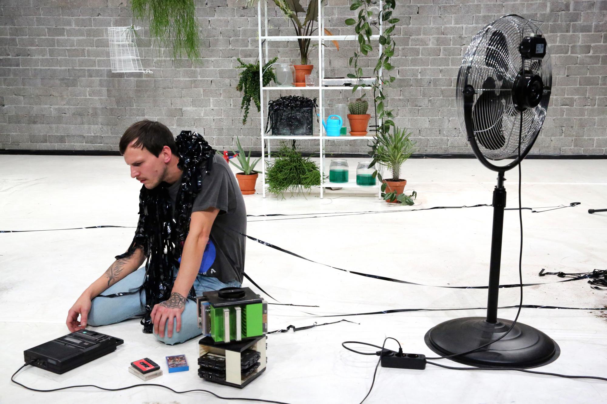 &quot;Die Schöpfung&quot; des Tanz- und Performance-Duos HARTMANNMUELLER im tanzhaus nrw