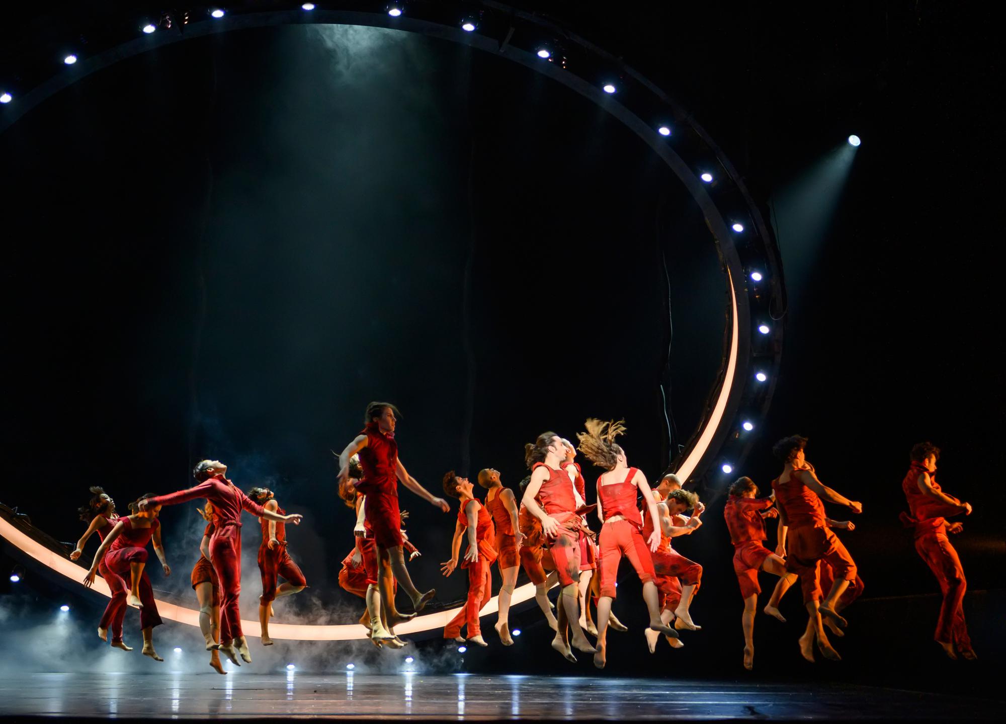 „Le Sacre du Printemps“ von Goyo Montero. Tanz: Ensemble