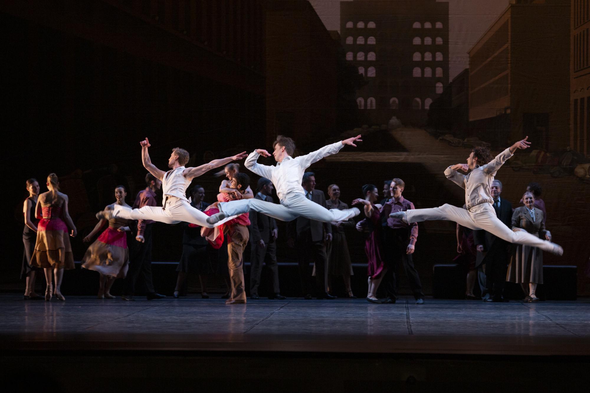 Krzysztof Pastors „Romeo und Julia“; Dawid Trzensimiech (Mercutio), Patryk Walczak (Romeo) und Rinaldo Venuti (Benvolio