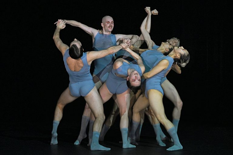 Sharon Eyal &quot;Promise&quot;: Ensemble