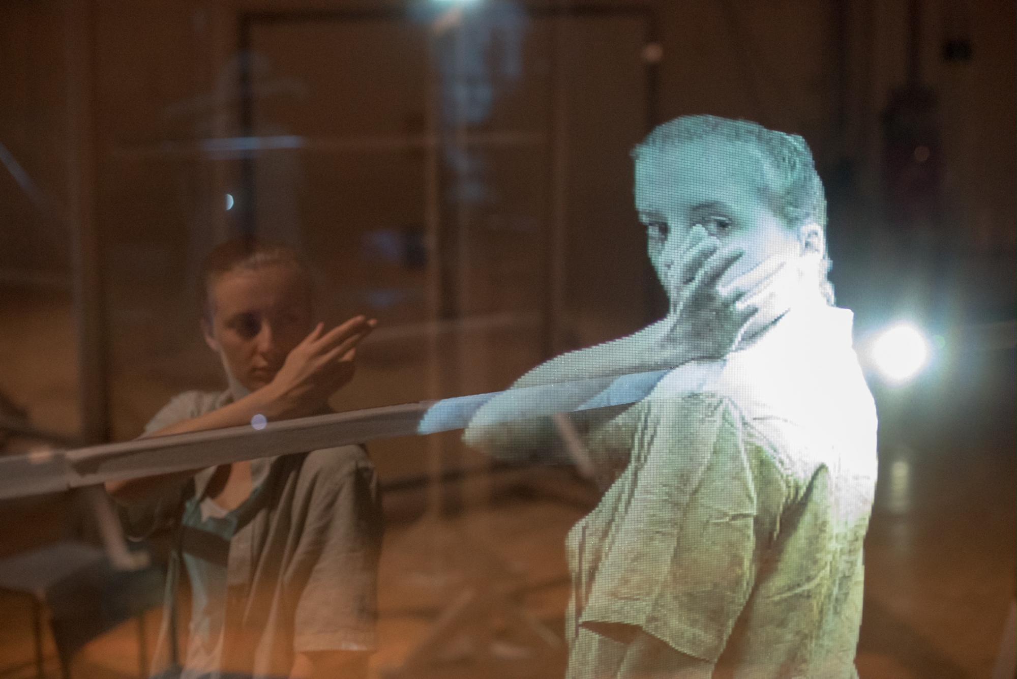 Stephanie Felber: „Apron Paron“