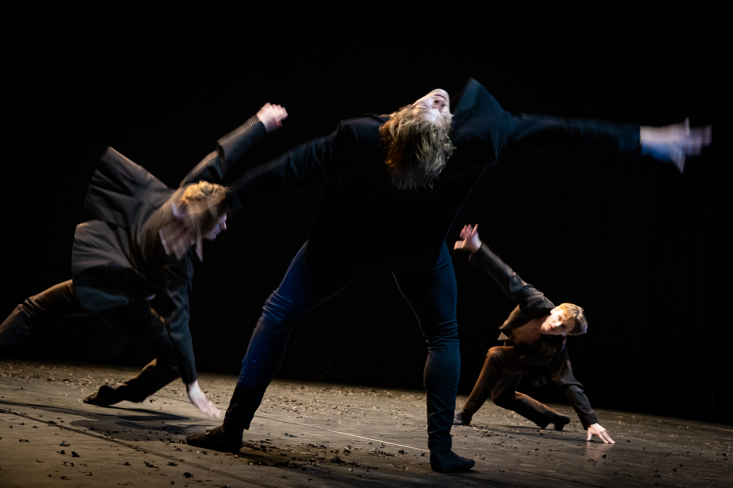 „Requiem“, Gemeinschaftsprojekt, Tanz: Ensemble