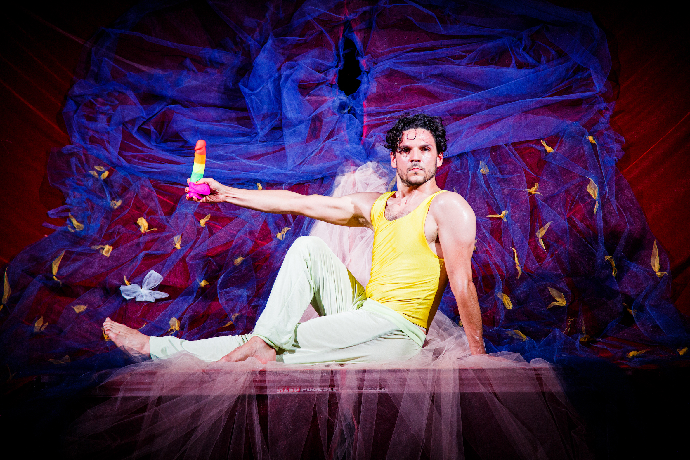 „L’Après-midi d’une licorne“ von Guy Marsan. Tanz: Guy Marsan