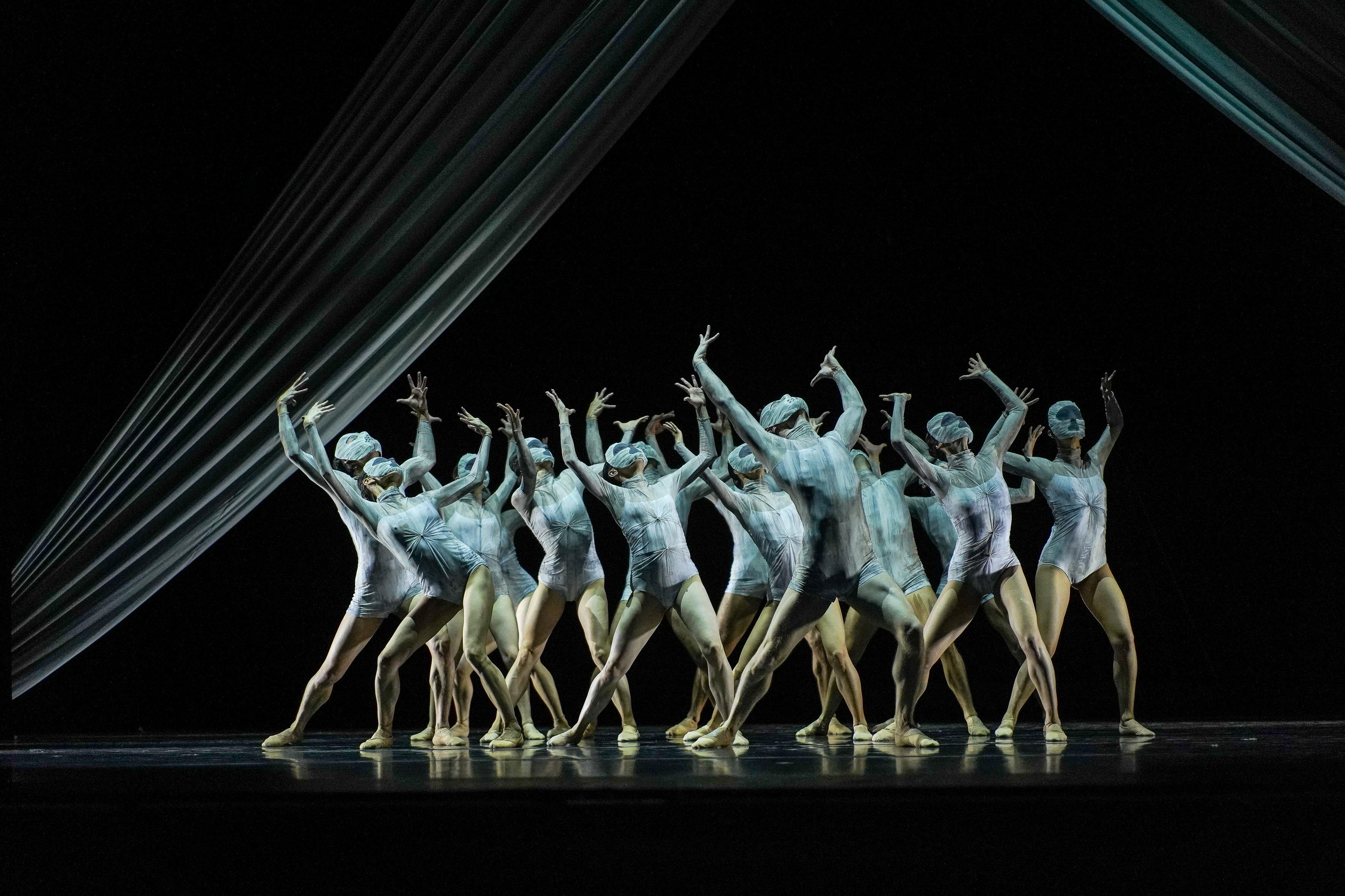 „Labyrinth der Träume“ von Yaroslav Ivanenko. Tanz: Ensemble