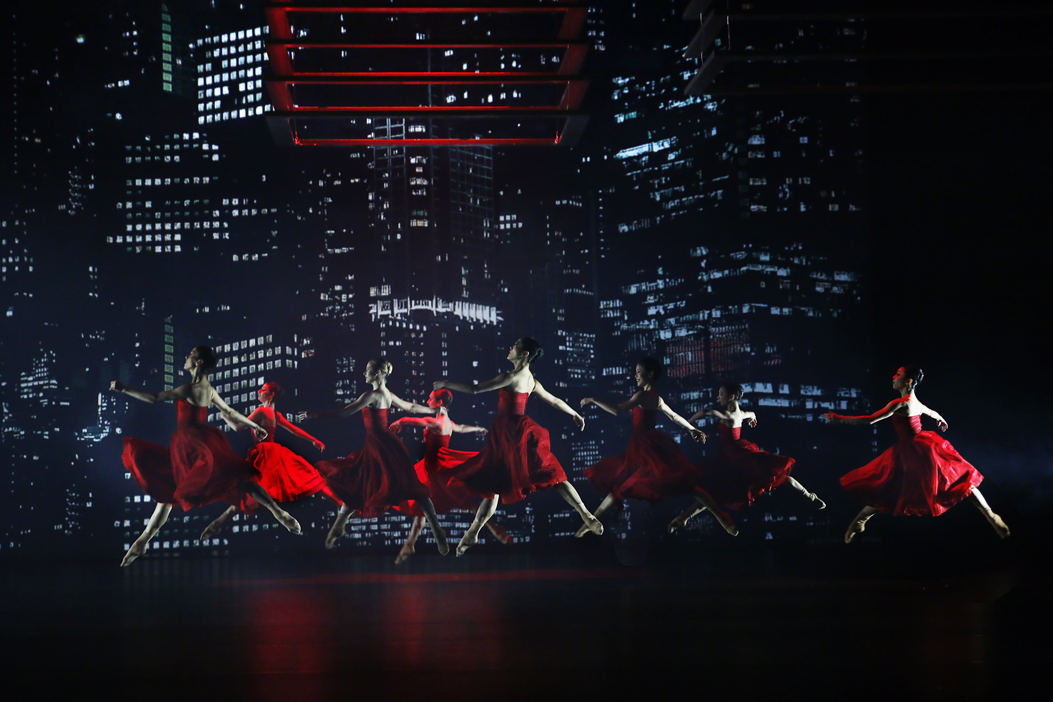 „Der Kleine Prinz“ von Bryan Arias. Tanz: Ensemble