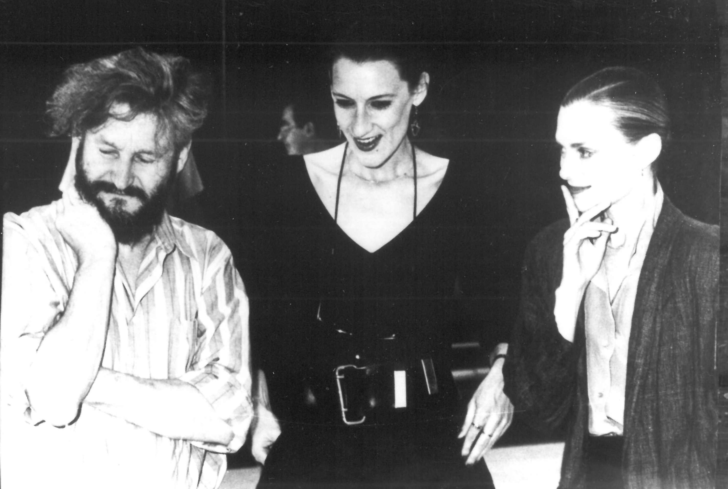 Achim Freyer (Bühnenbildner und Regisseur), Christiane Theobald und Lucinda Childs (Choreographin) 1987 nach UA von „Lichtknall“