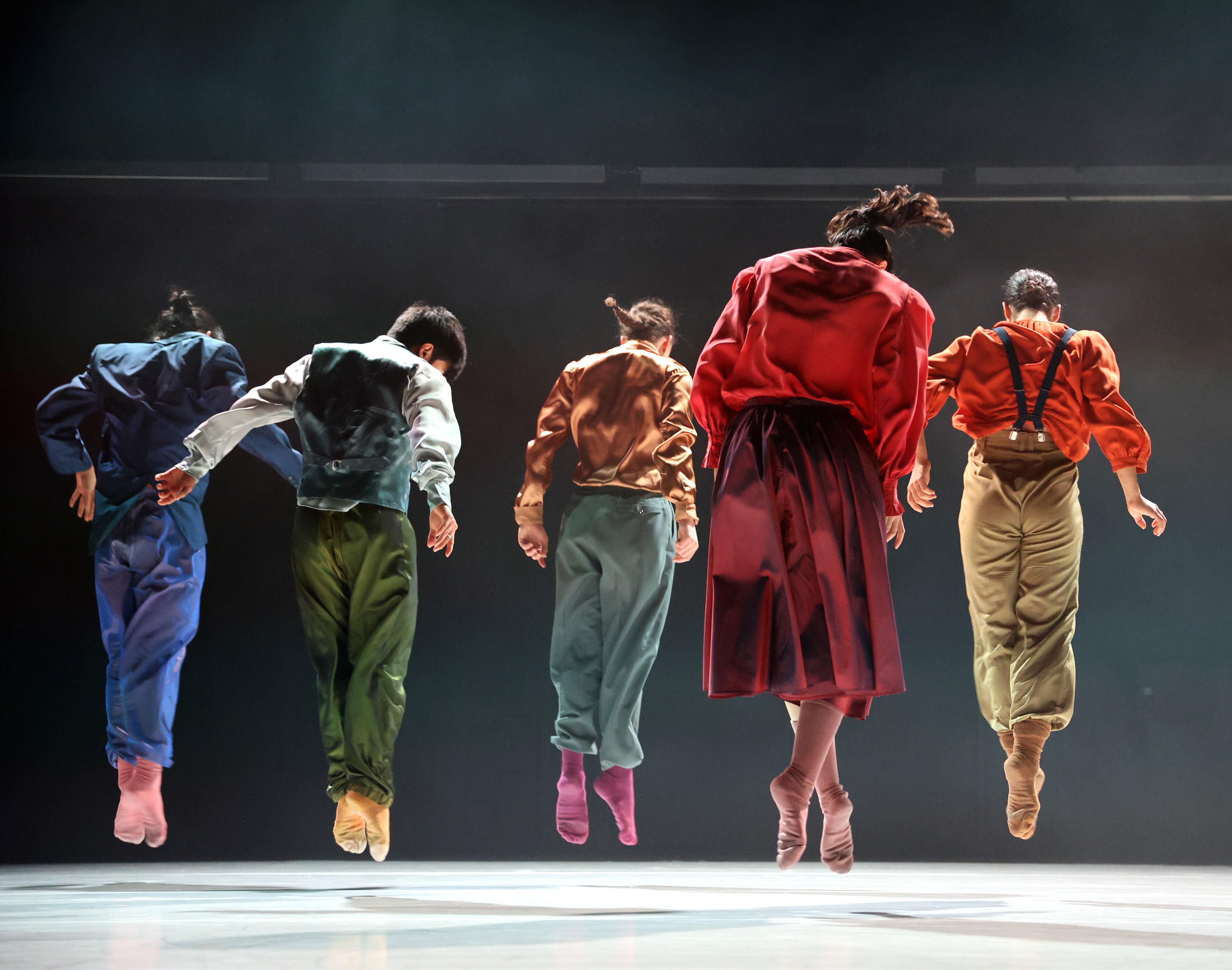 „Hasard &amp; Bolero“ von Sita Ostheimer. Tanz: Camilla Bizzi, Marie-Louise Hertog, Hilla Regev Yagorov und Chiara Rontini