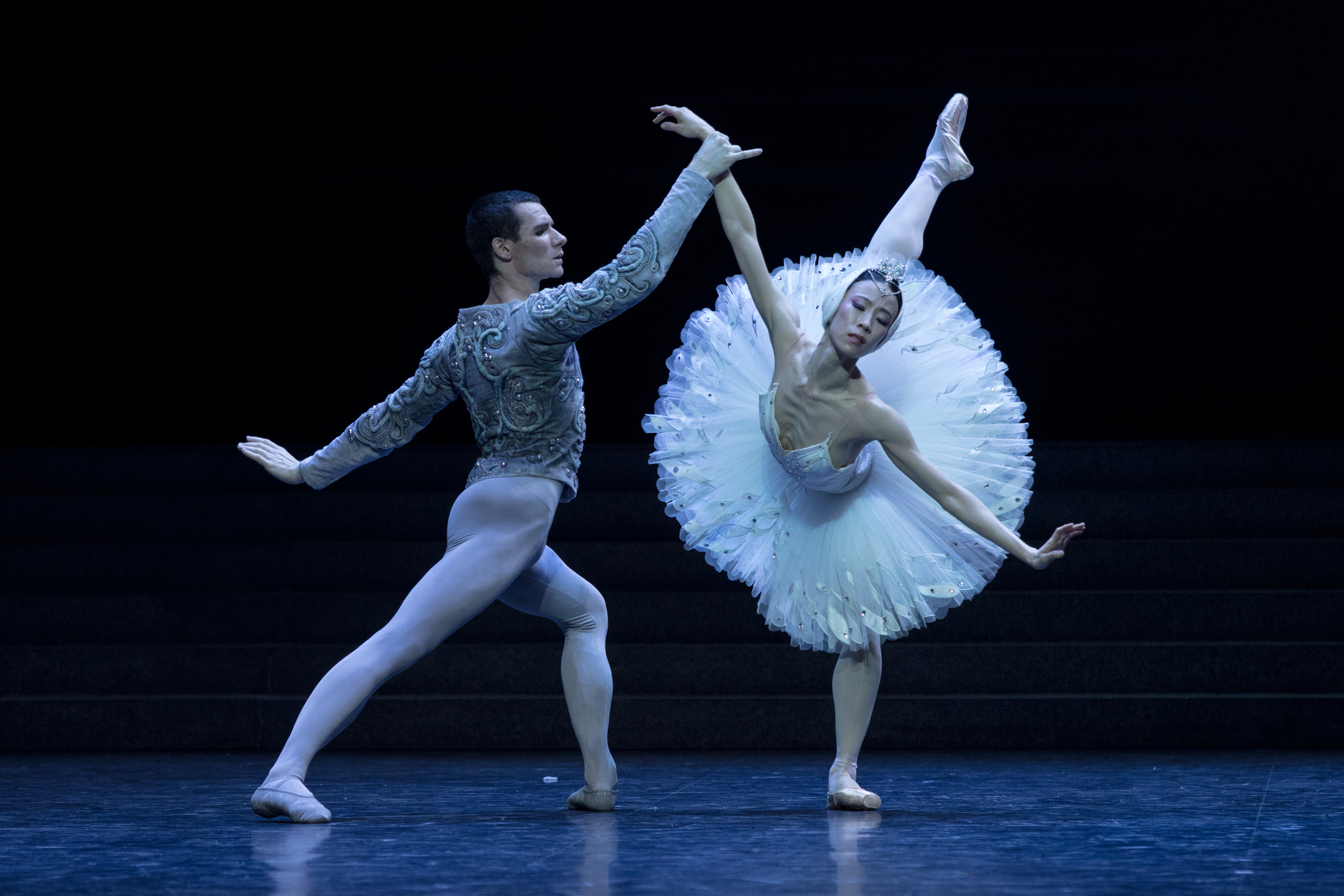 „LAC DES CYGNES“ von Rudolf Noureev, Tanz: Sae Eun Park, Paul Marque