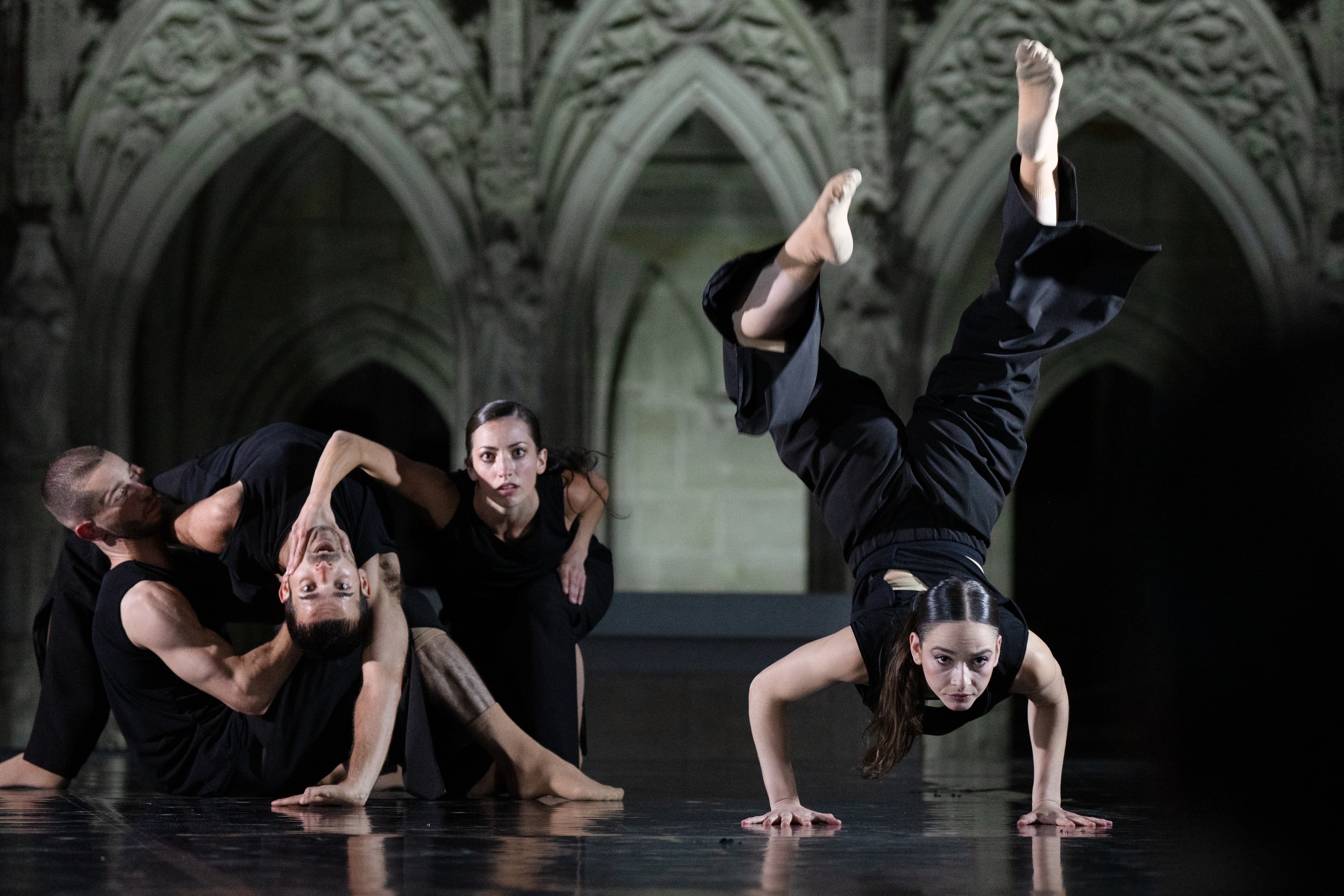 „EDERLEZI“ von Tarek Assam, Tanz: Ensemble