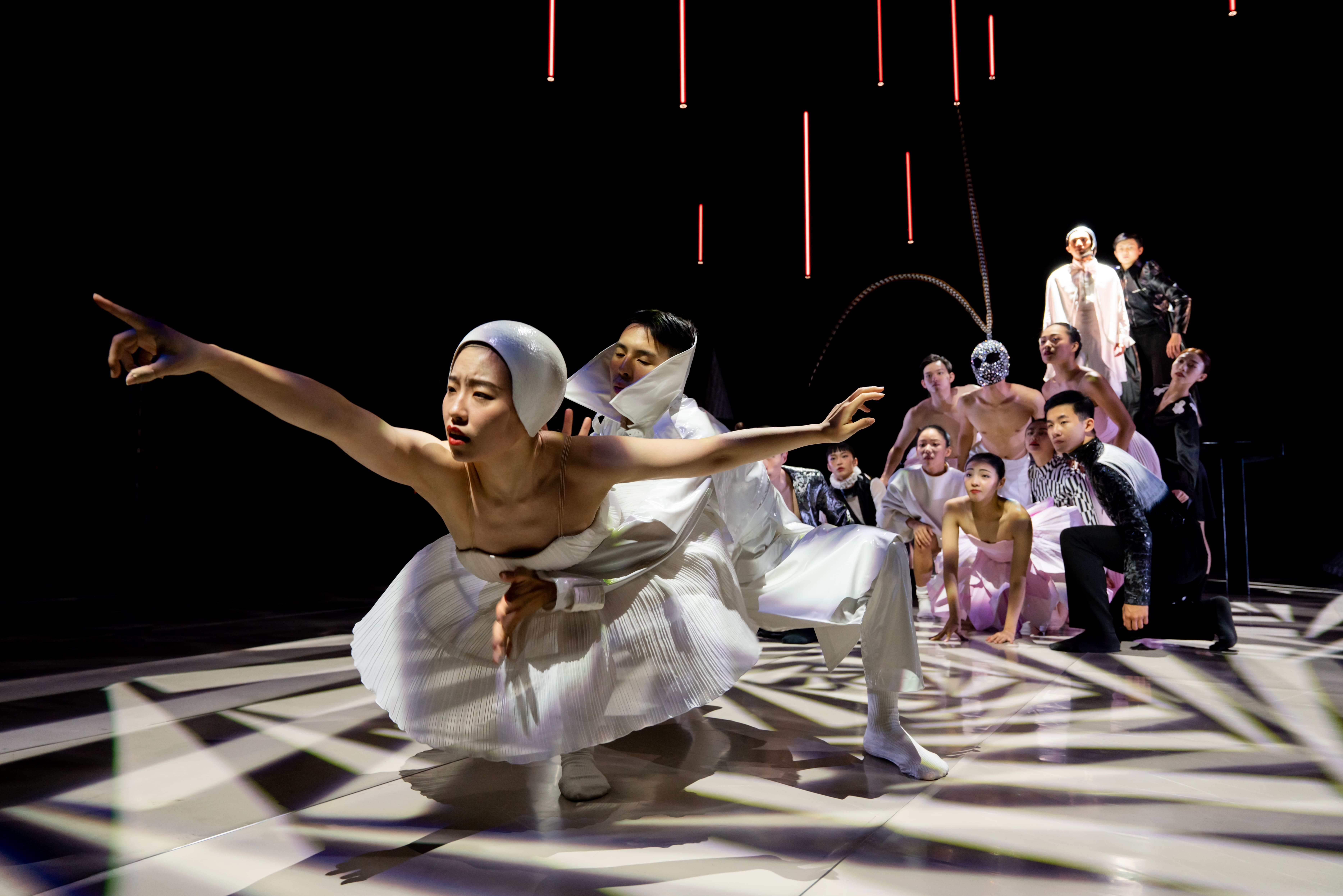 „Alice“ von Po-Cheng Tsai, Tanz: B.Dance Ensemble