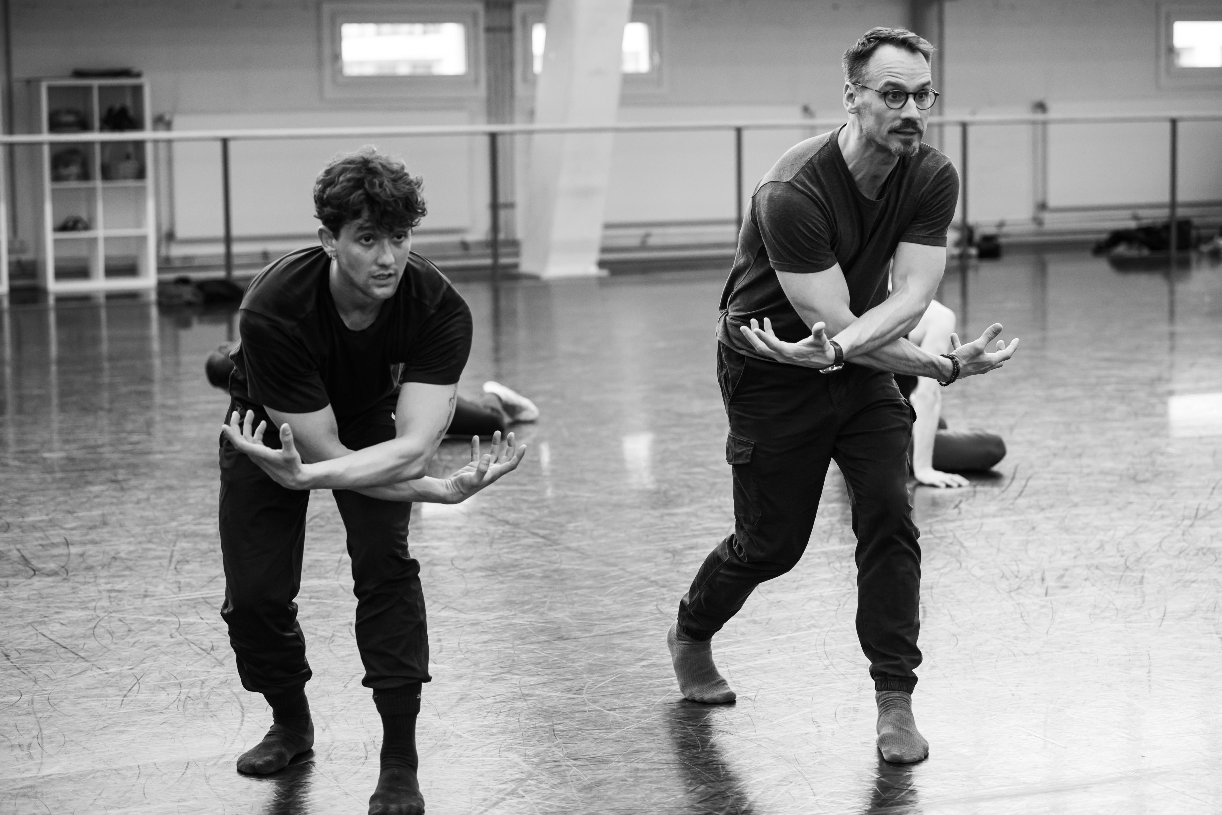 Christian Spuck bei einer Probe zu „Bovary“ mit Murilo de Oliveira / Staatsballett Berlin