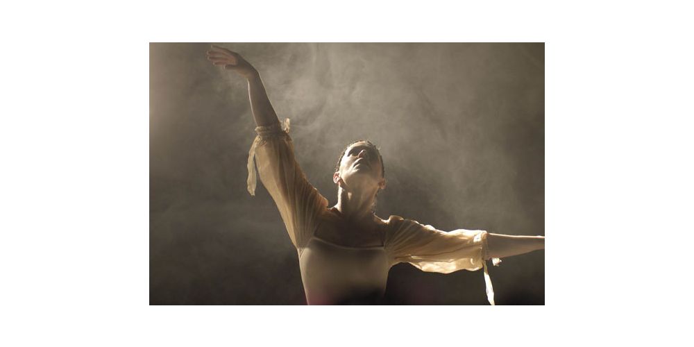 „Dogs“ von Sarah Michelson. Tanz: Parker Lutz