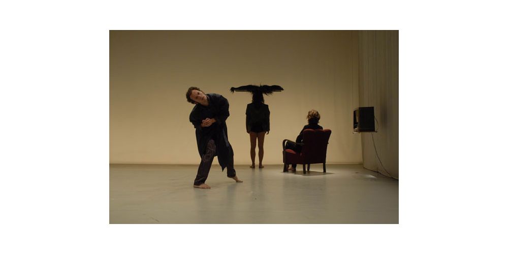 „simply gifts“ von Toula Limnaios. Tanz: Carlos Osatinsky, Katja Scholz, Ute Pliestermann