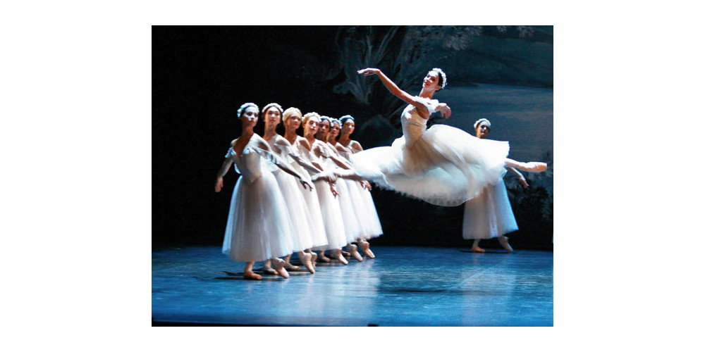 Polina Semionova mit Ensemble in „Les Sylphides“ von Fokine