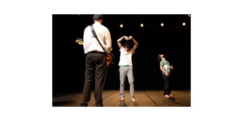 „Walking the Dragon“ von Two Fish