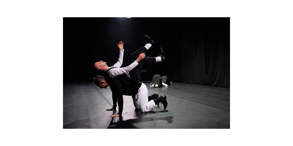 „Am Anfang war das Ende“ von Mariola Groener &amp; Günther Wilhelm