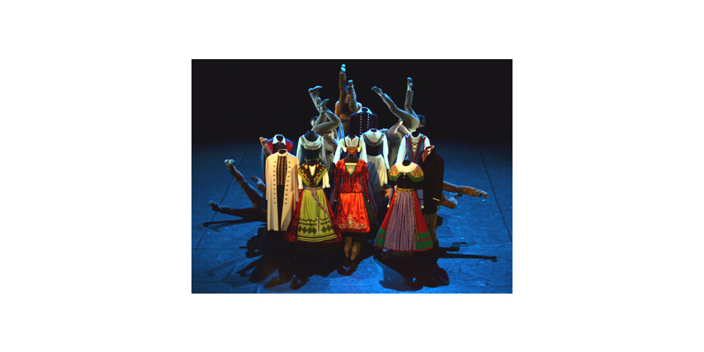 „Folklore“ von Torsten Händler. Tanz: Ensemble