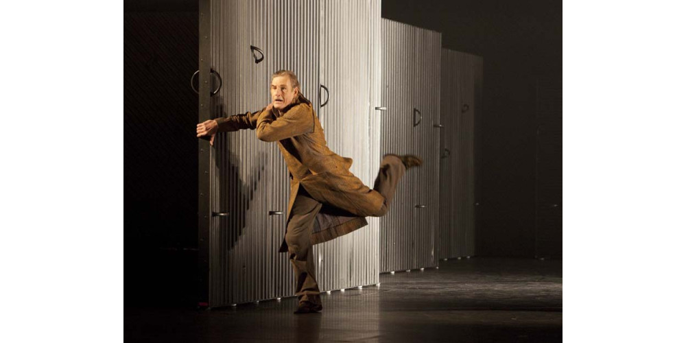 Niklas Ek als Fürst