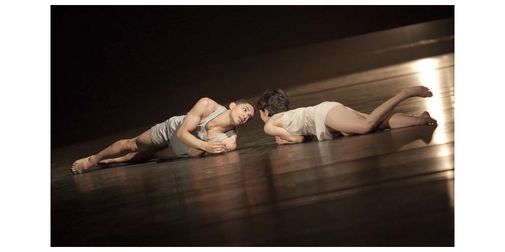 Mariko Kida und Anthony Lumuljo als Julia &amp; Romeo