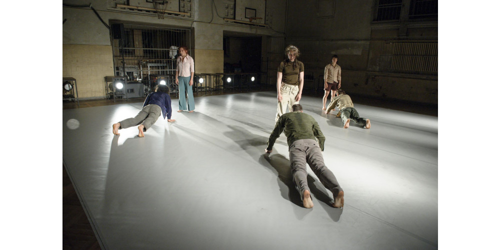 „ROSES – einsam. gemeinsam“ von Wies Merkx