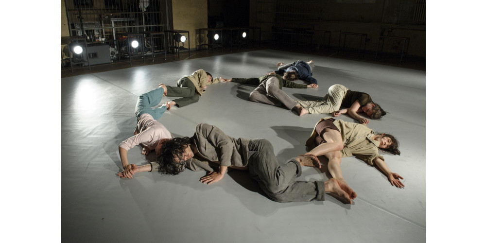 „ROSES – einsam. gemeinsam“ von Wies Merkx