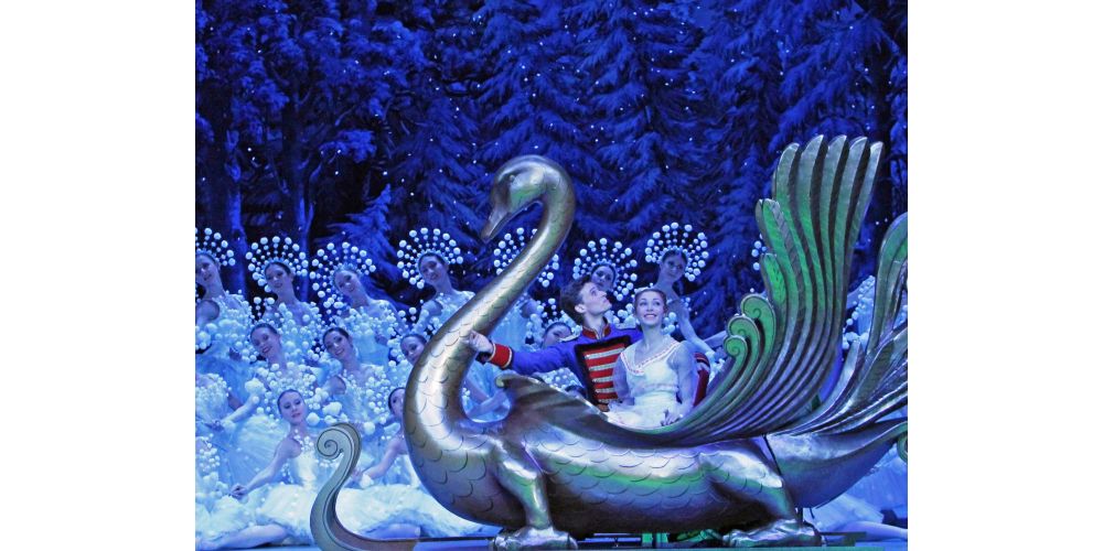 „Nussknacker“ von Vasily Medvedev und Yuri Burlaka